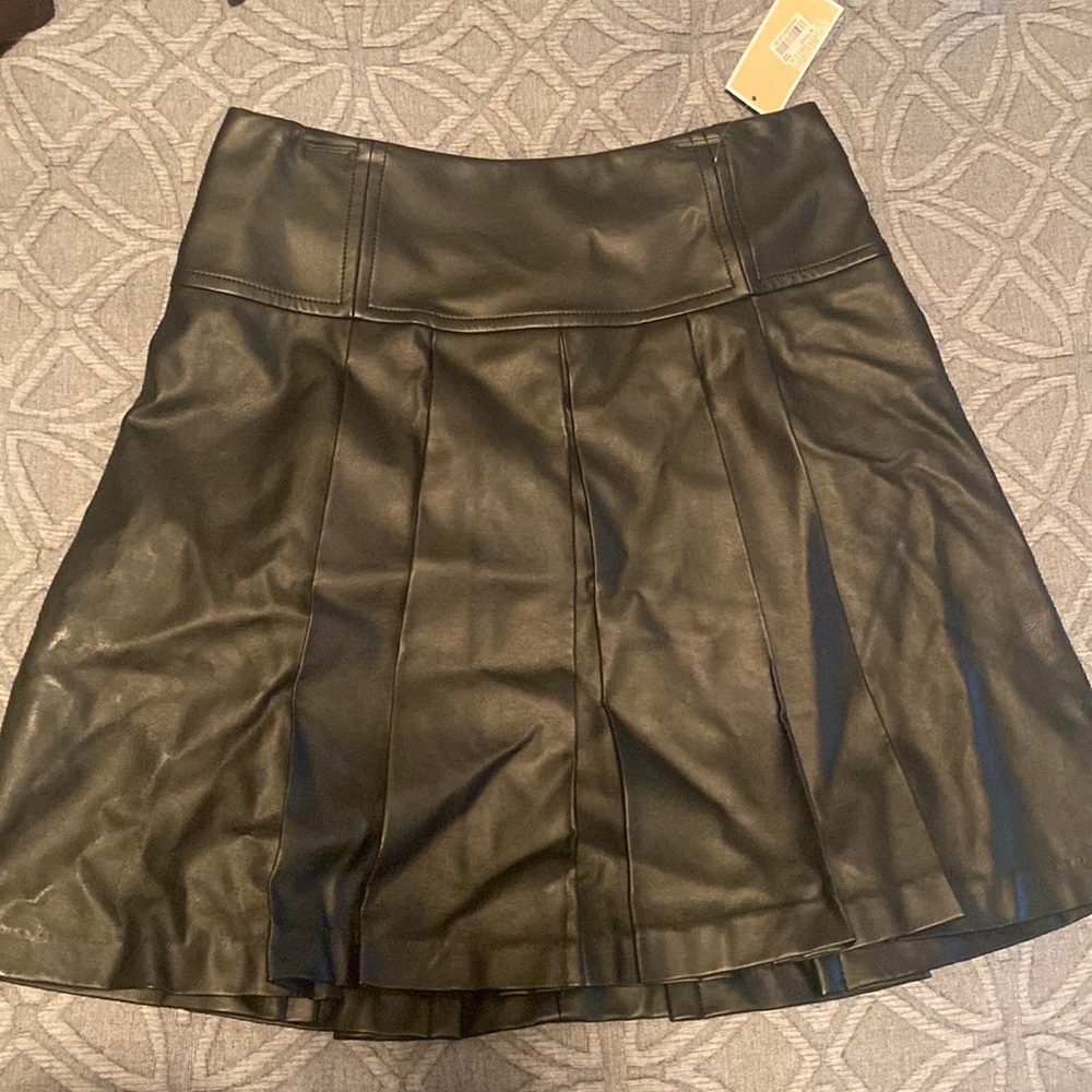 Michael Kors Black Faux Leather Skirt size Large